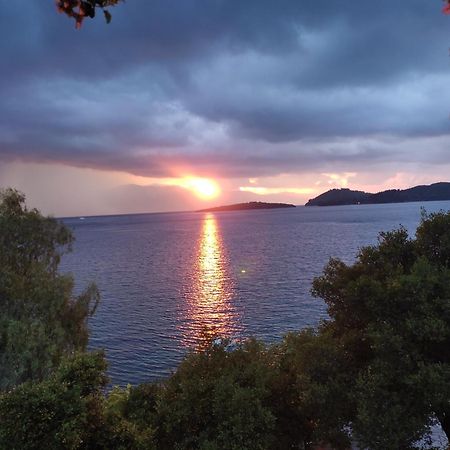 Yénion Korakias Seaviewヴィラ エクステリア 写真